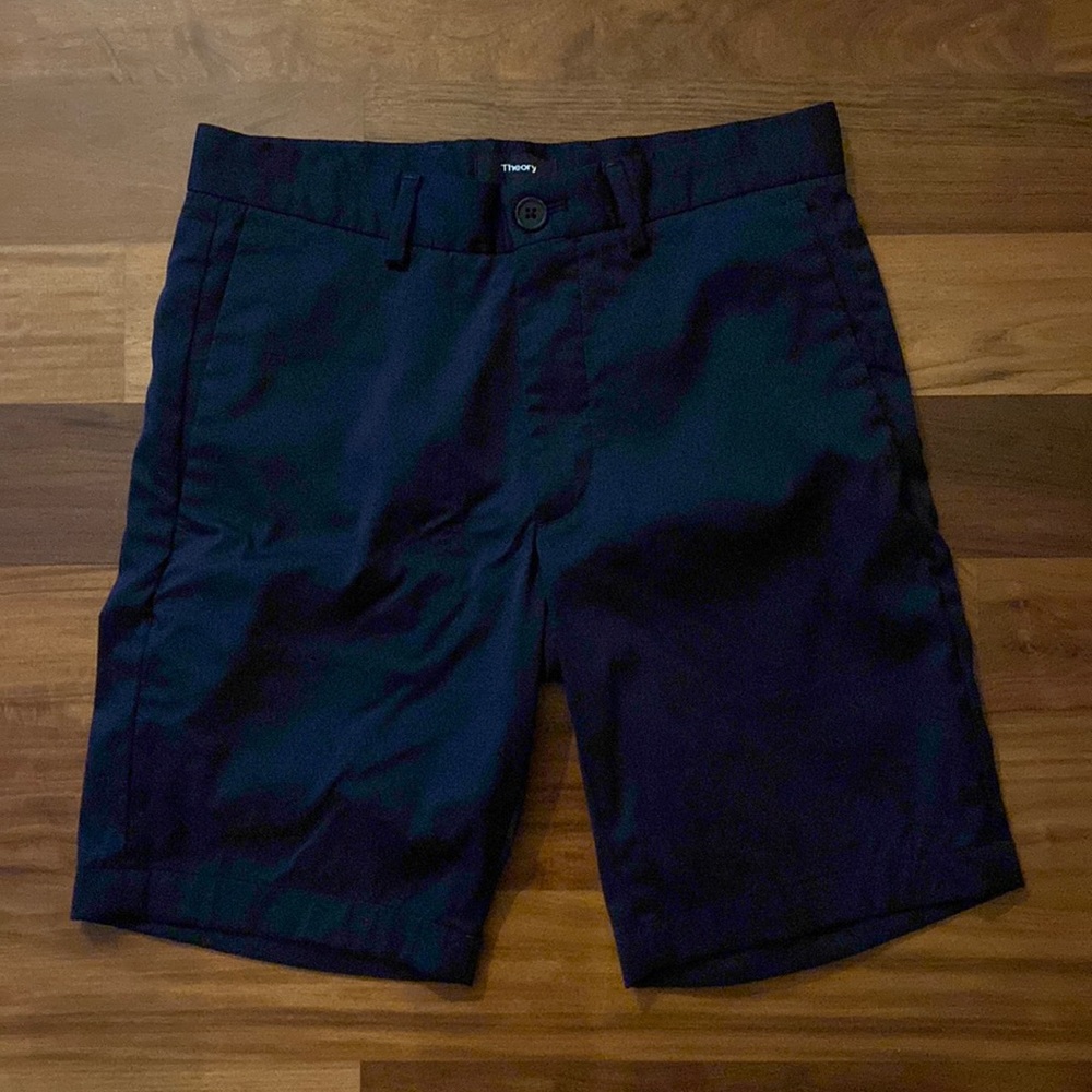 Men’s Theory Outlet classic fit short in ascend tech -dark navy size 28